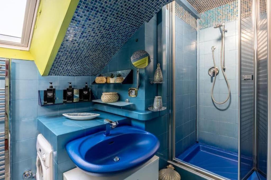 Appartement 10' From Station-300 M From The Metro